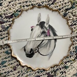 Wales Horse Plate Decorative Wall‎ Hanging Gold Trim Made in Japan 7.5"